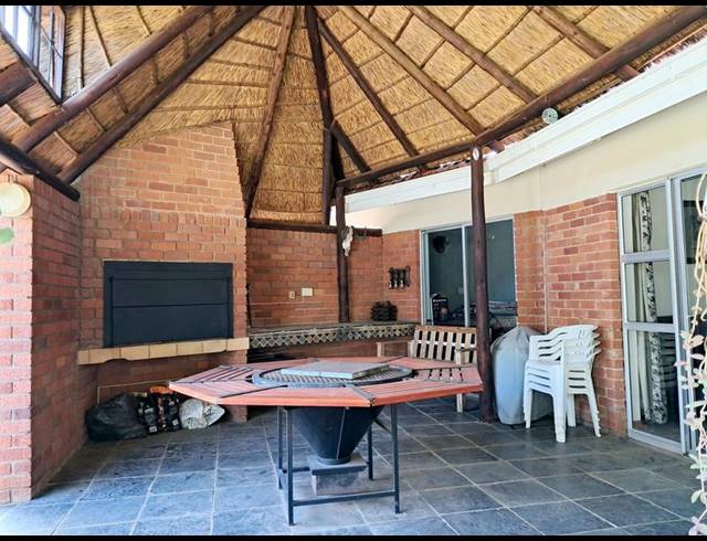 3 BEDROOM HOUSE FOR SALE IN LANGENHOVENPARK